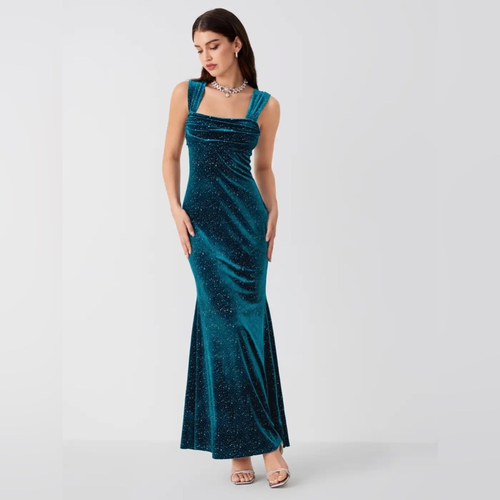 Cider NWOT VELVET OFF-SHOULDER STAR RUCHED MAXI DRESS XL